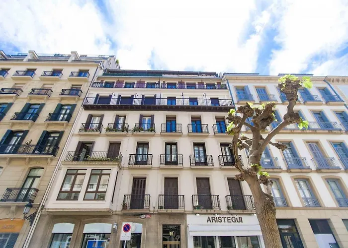 The Collection | Verona San Sebastian